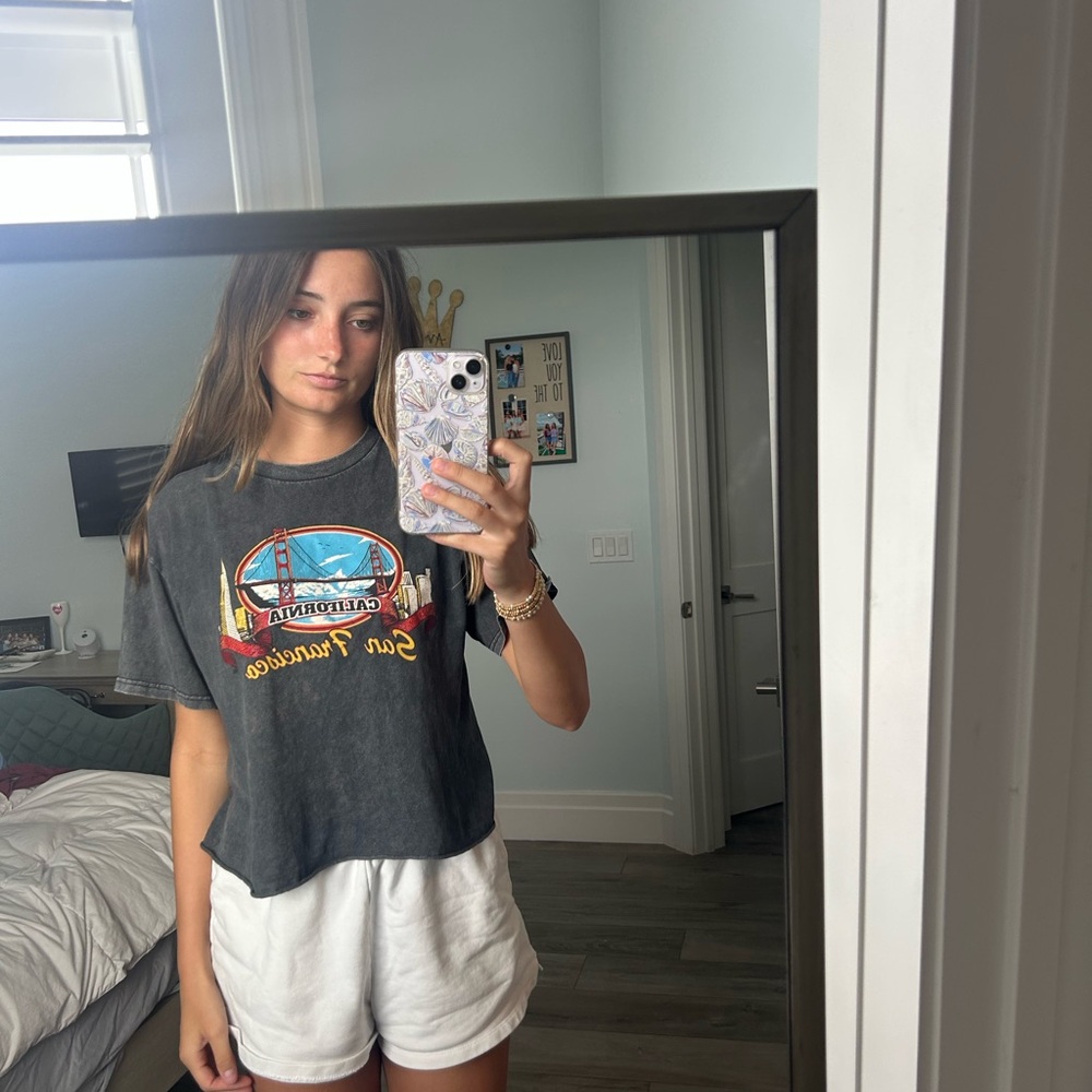 Brandy Melville Gray Graphic Tee